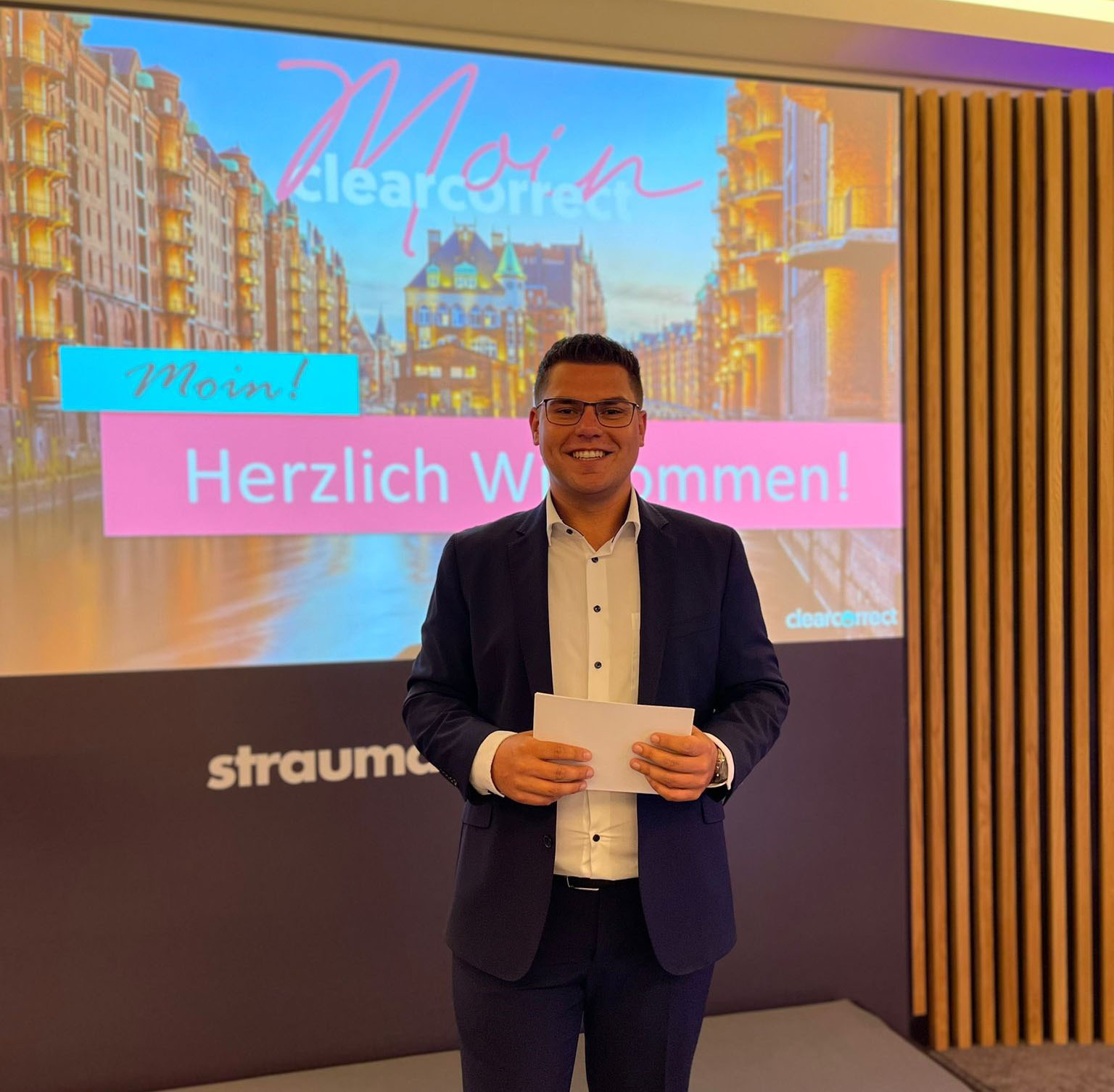 Moderator Dr. Ferreri